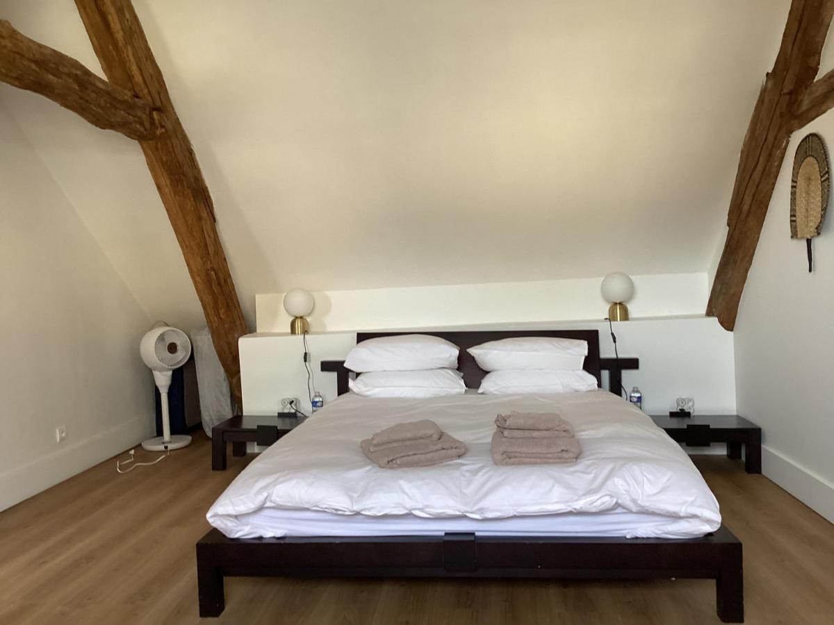 La Closerie De Gigny Maison Templiere Avec Piscine,Jacuzzi Εξωτερικό φωτογραφία